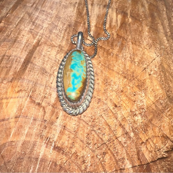 ๐NATIVE AMERICAN ๐ Turquoise pendant with chain & hallmark - Picture 2 of 9